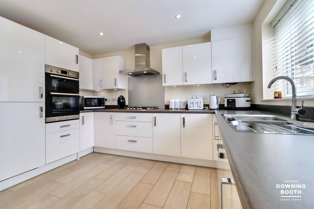 Additional image 6 of 4 bed detached house for saleBuddleia Avenue, Streethay, Lichfield WS13