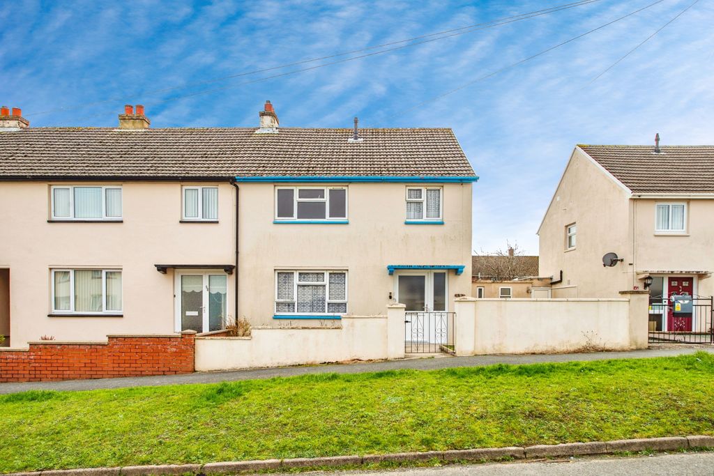 Property photo 1 of 15 Front View