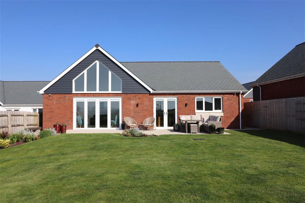 Property photo 1 of 24 Picture No. 25