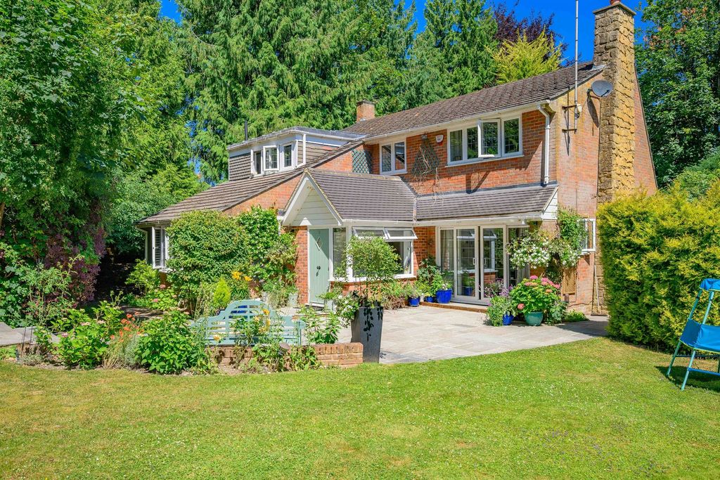 Property photo 1 of 23