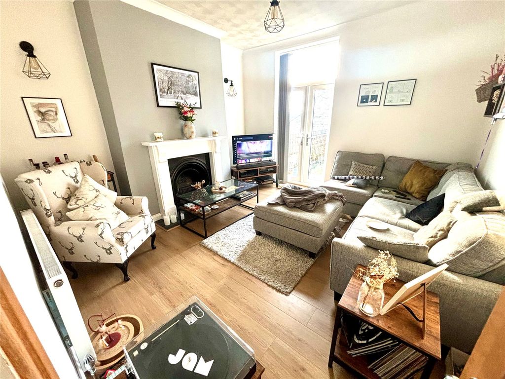 Property photo 2 of 7 Picture No. 05