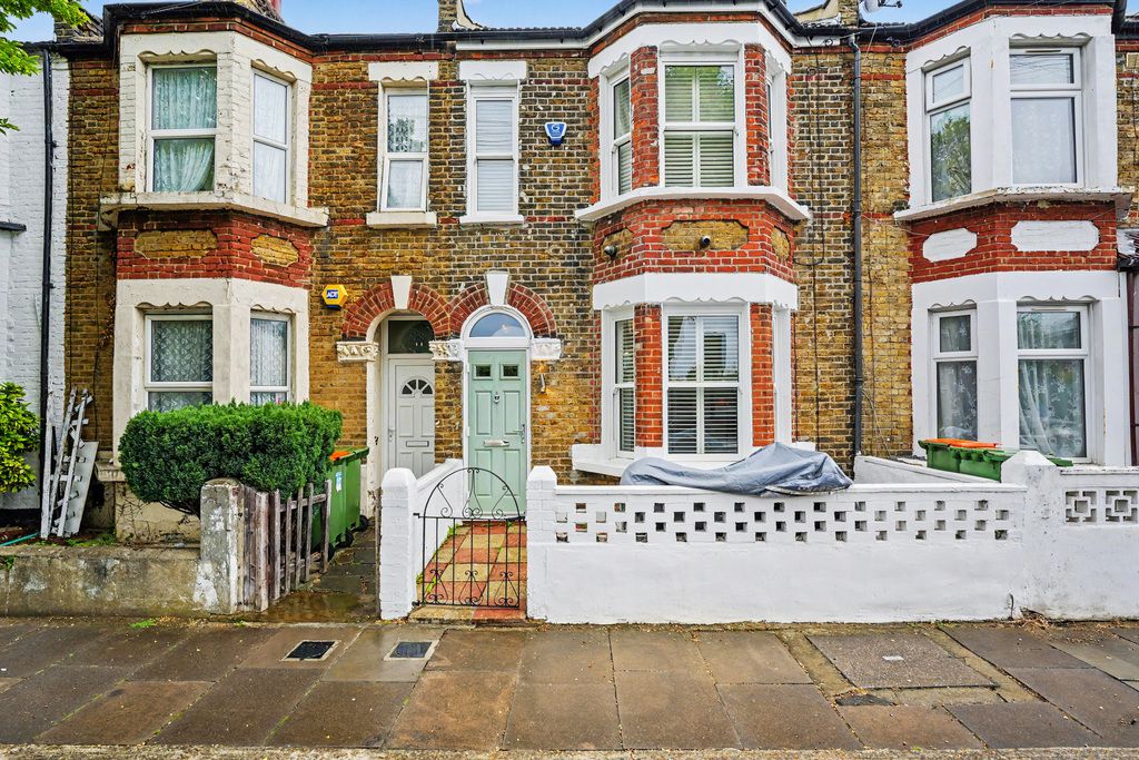 Property photo 1 of 17