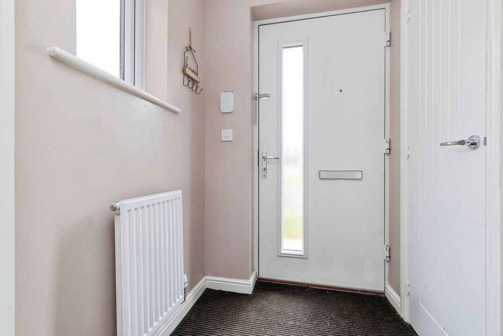 Property photo 2 of 18 Pbox-Img.Jpg