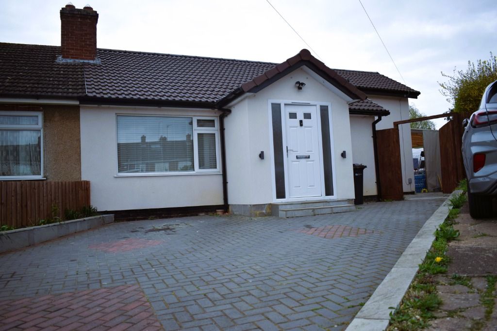 Property photo 2 of 38