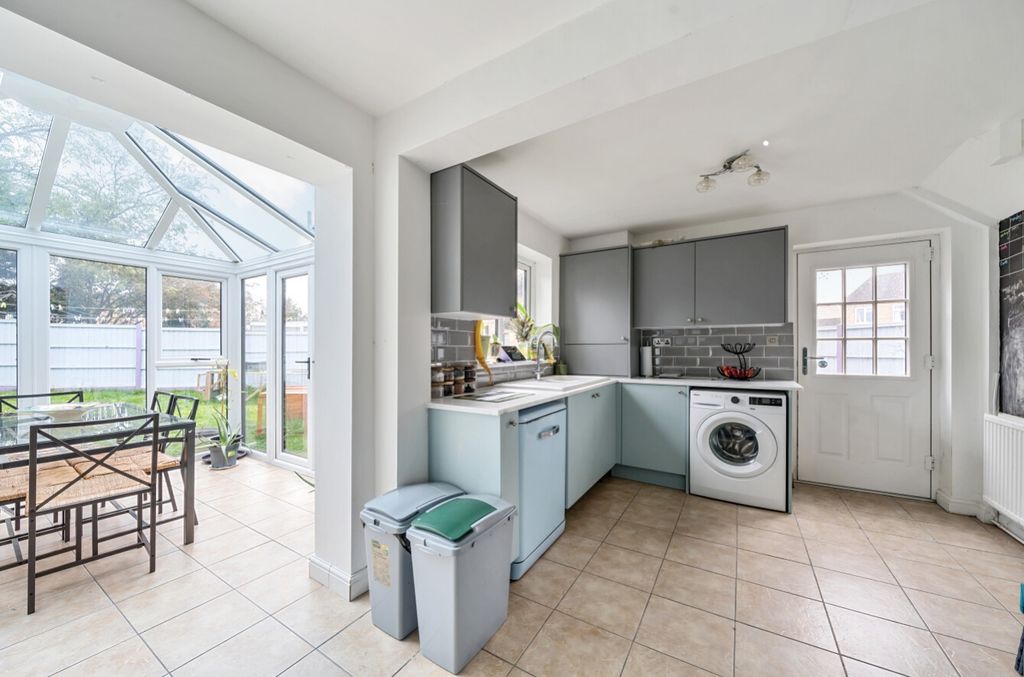 Property photo 2 of 23 1208999 (16)