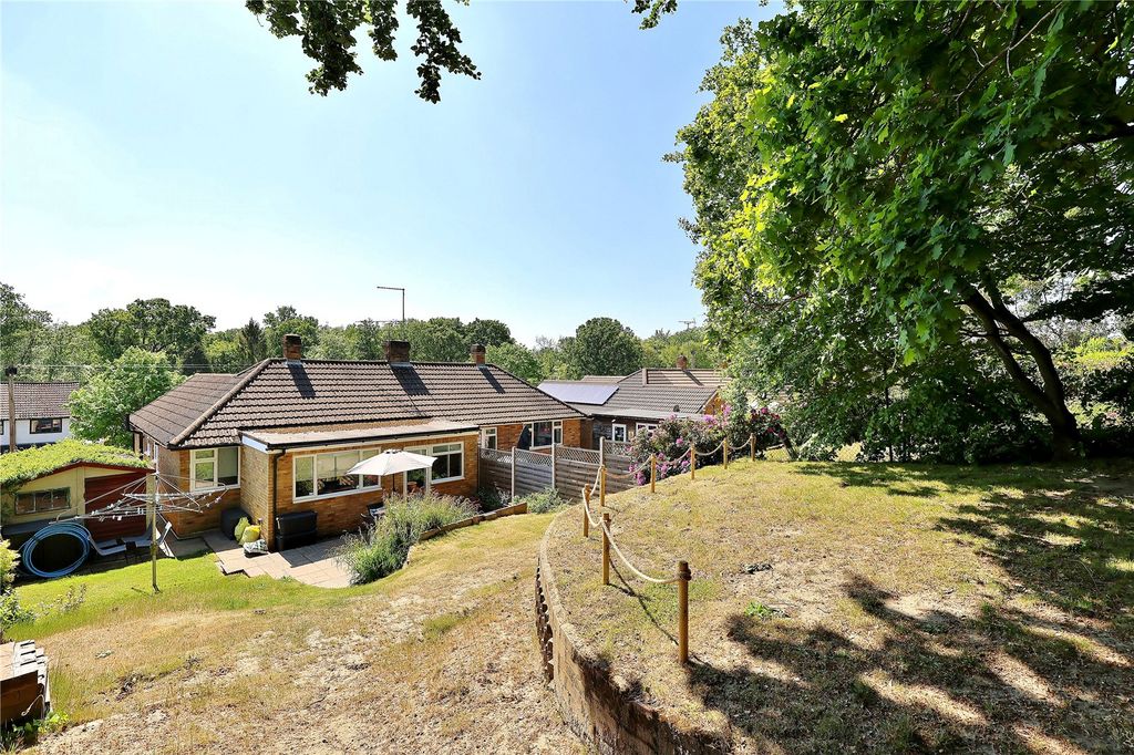 Property photo 1 of 17 Picture No. 25