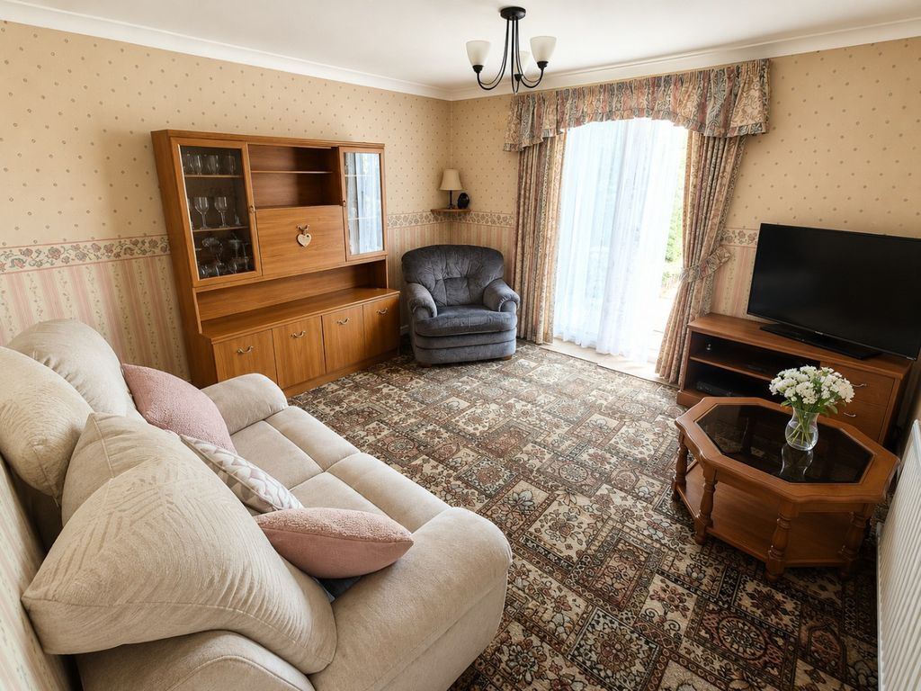 Property photo 2 of 8 3568531