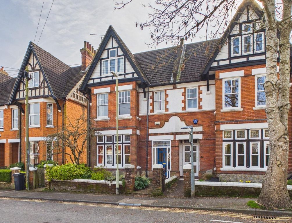 Property photo 1 of 23 Cam05010G0-Pr0051-Still003.Jpg