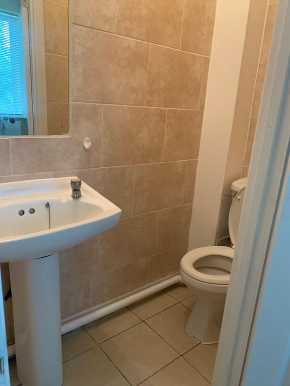 Property photo 3 of 4