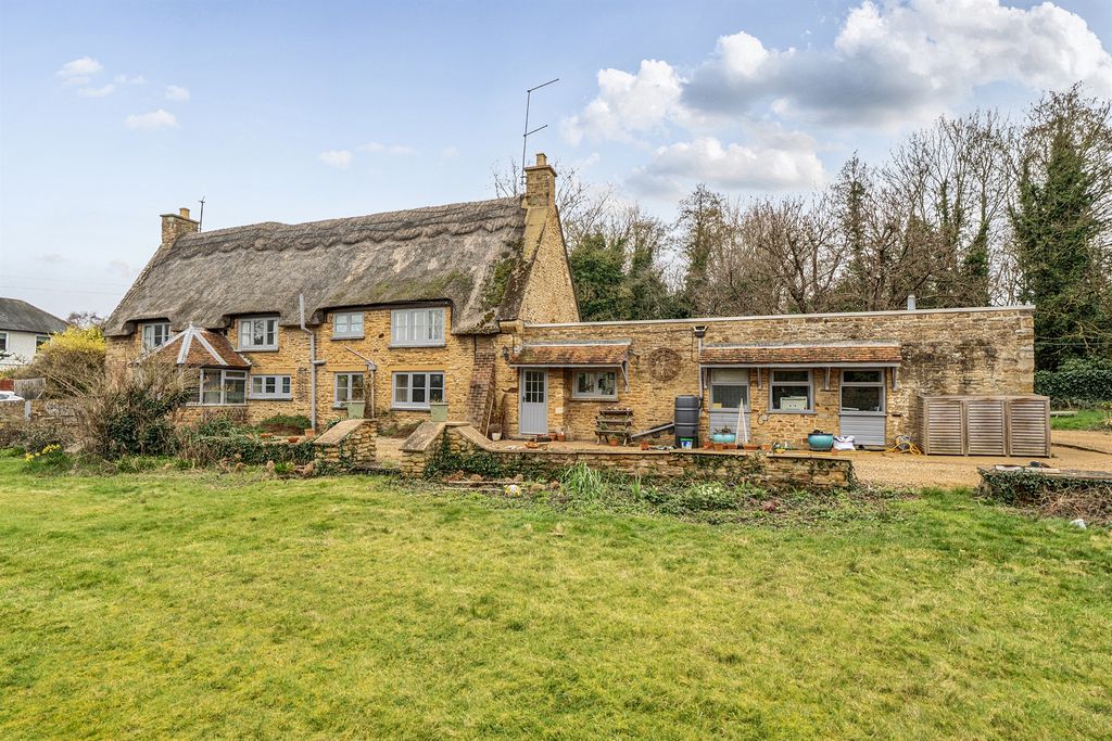 Property photo 1 of 23