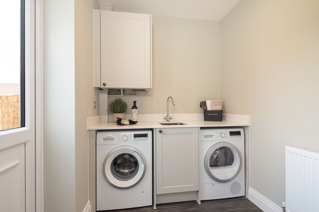 Property photo 3 of 12 Utility Chariotfields Biddenham