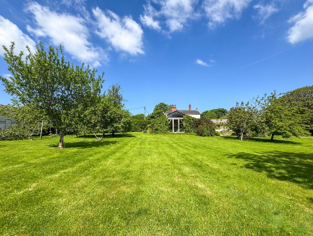 Property photo 3 of 29 5183736