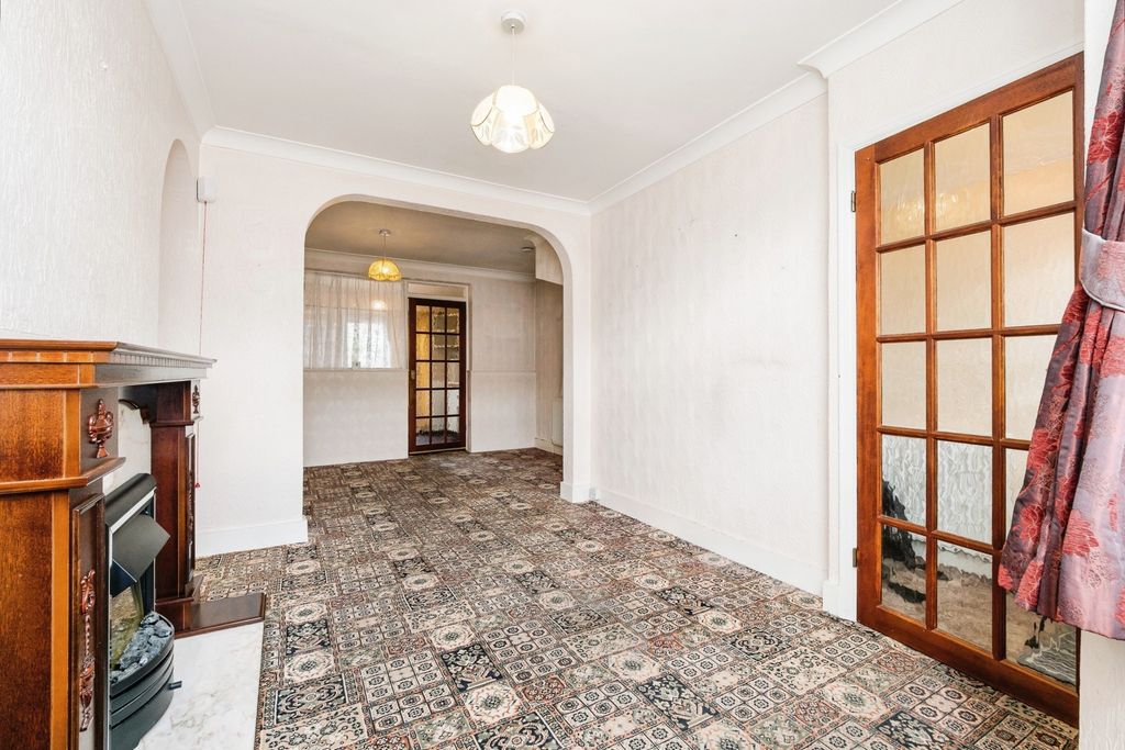 Property photo 2 of 17 Pbox-Img.Jpg