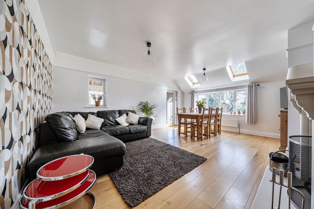 Property photo 3 of 23 Family Room/ Dining Room