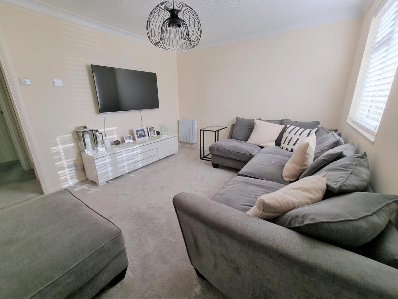 Property photo 3 of 7