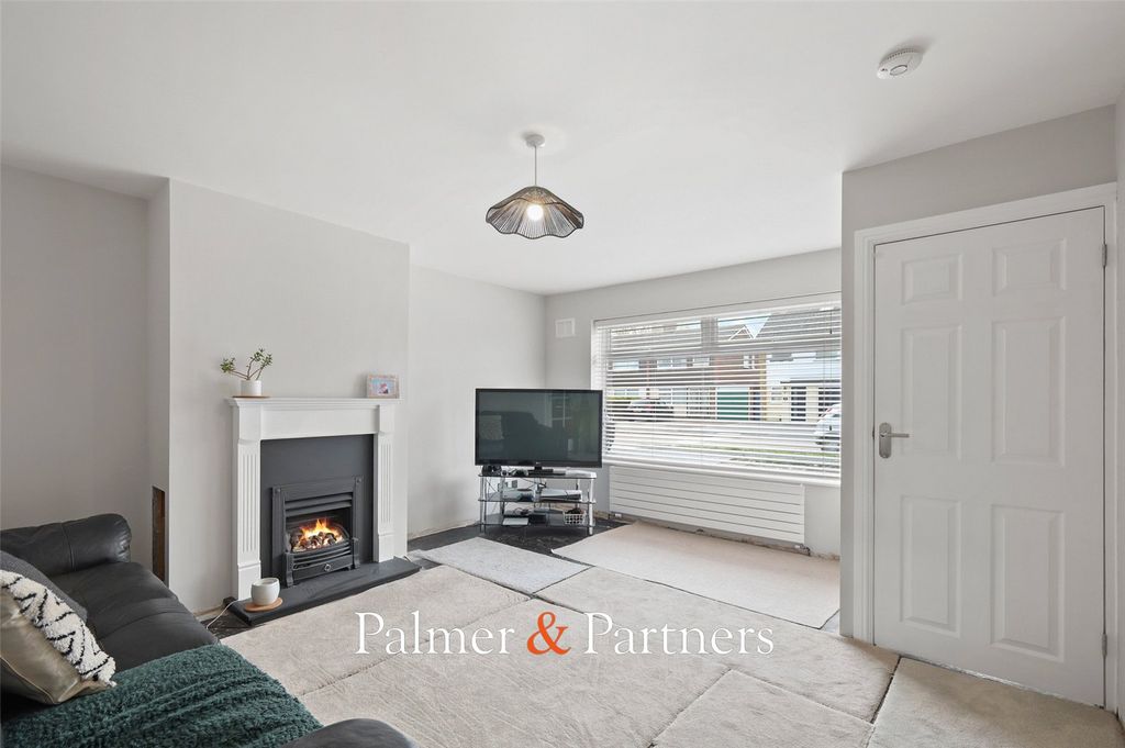 Property photo 2 of 21 Picture No. 03