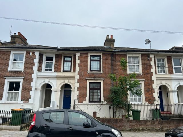 Property photo 2 of 17