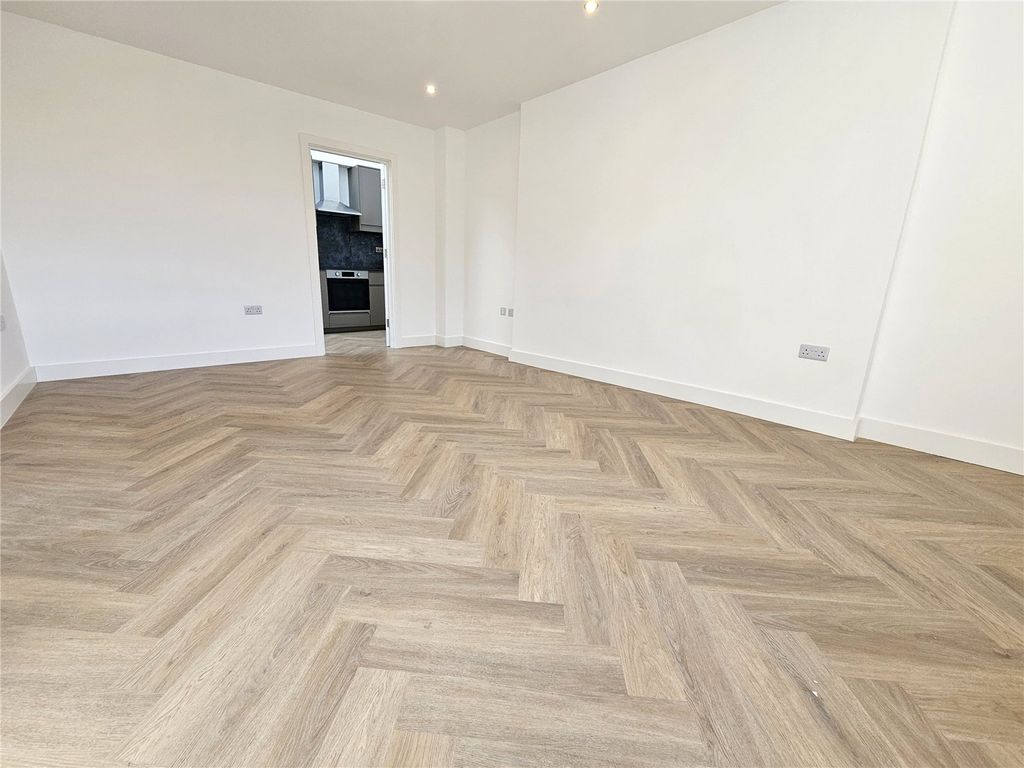 Property photo 2 of 6 Picture No. 05