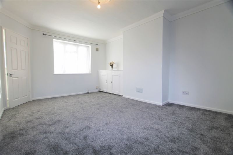 Property photo 3 of 12 Photo 12