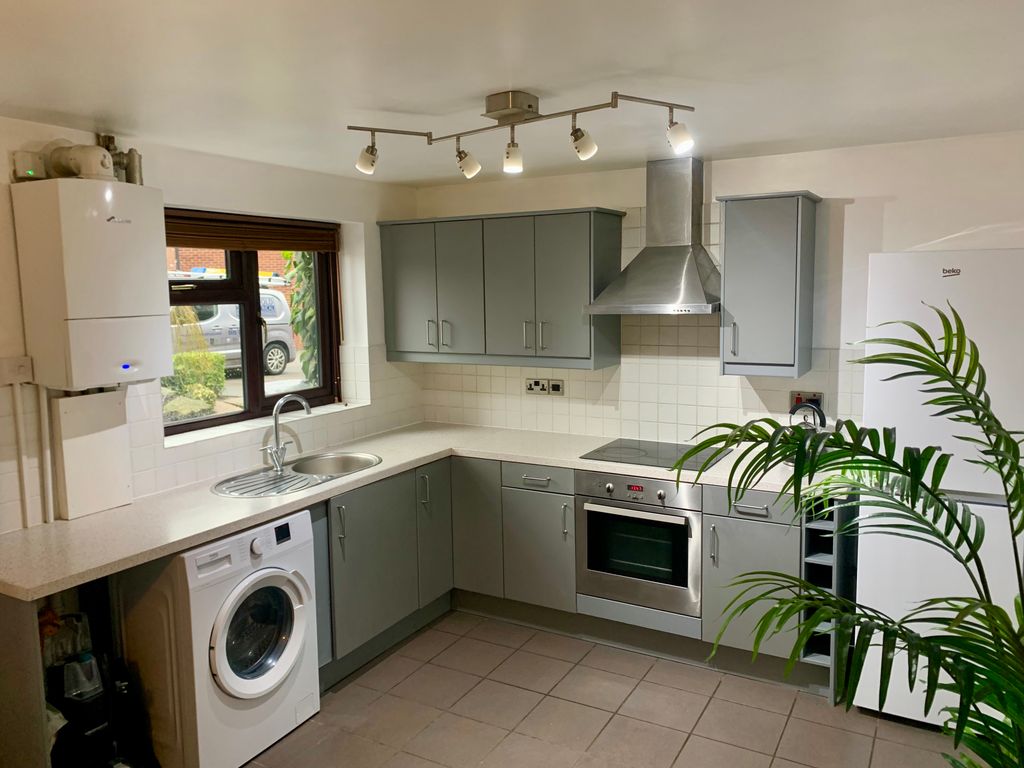 Property photo 2 of 11