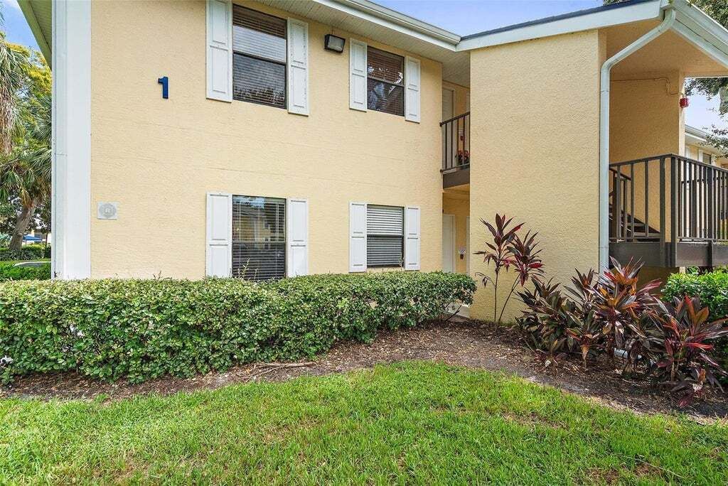 Property photo 1 of 20