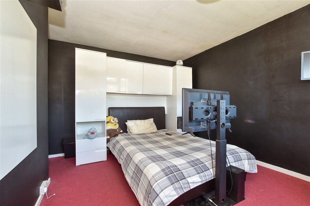 Property photo 3 of 12 Bedroom 2