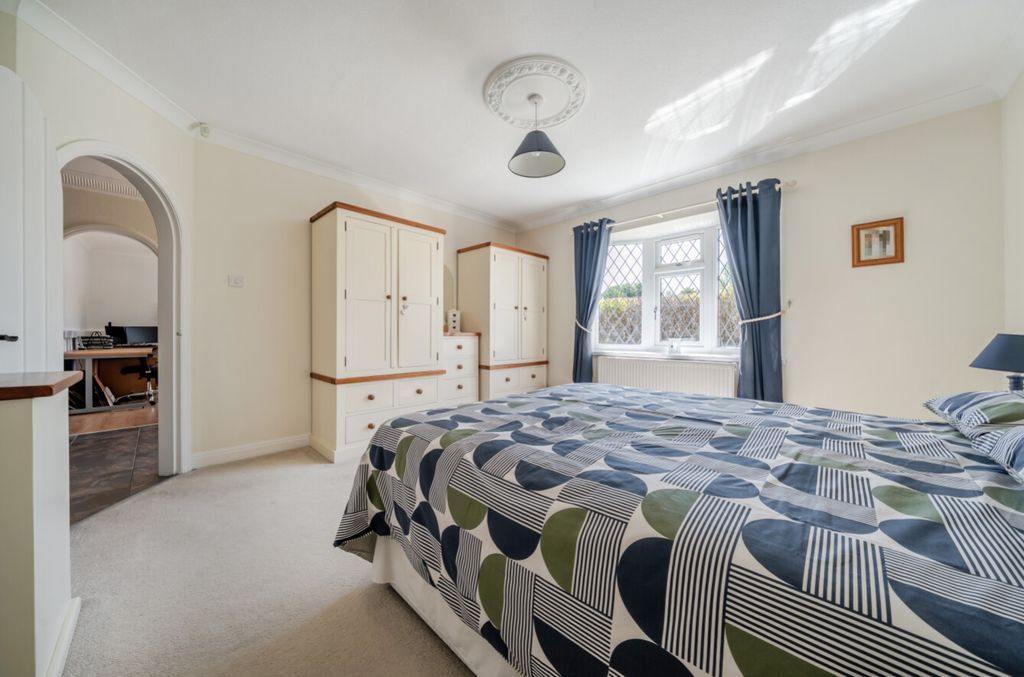 Additional image 17 of 5 bed bungalow for saleAylesby, Grimsby, Lincolnshire DN37