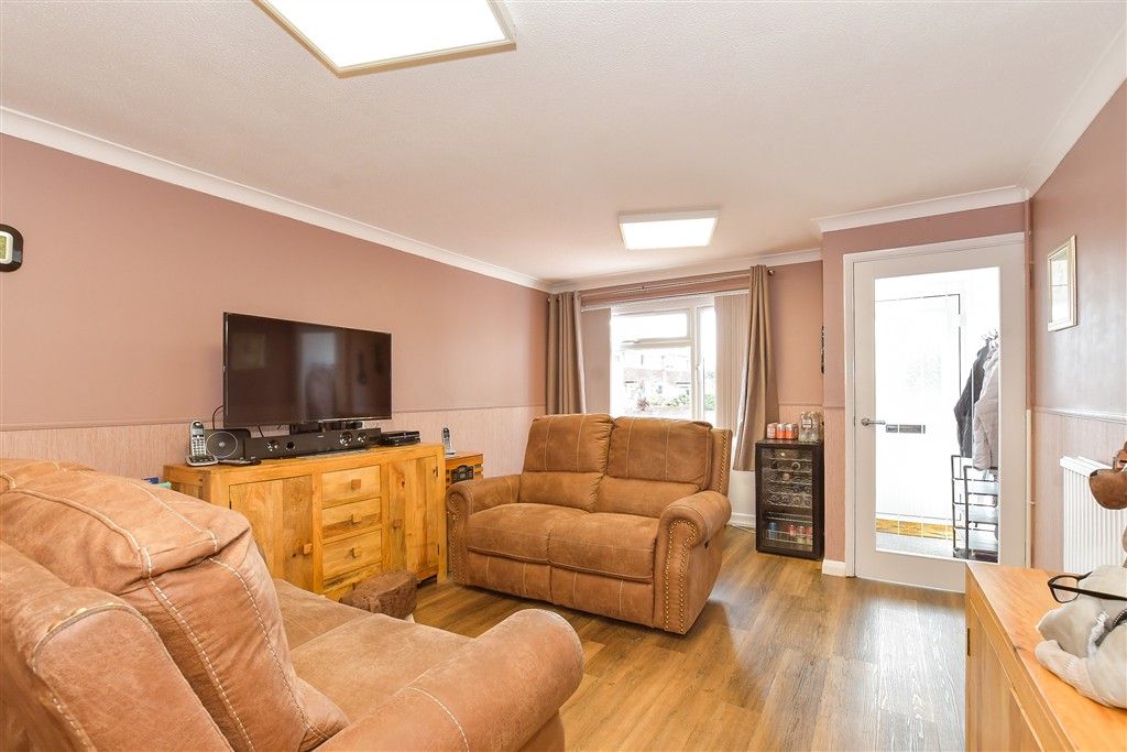 Property photo 1 of 13 Lounge/Diner