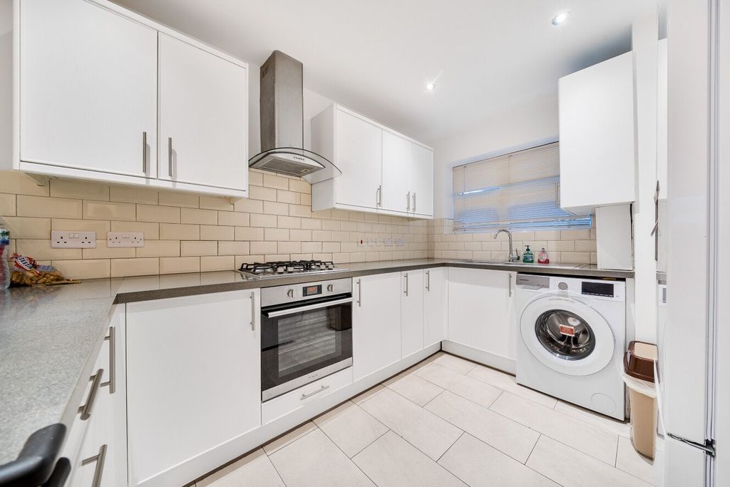 Property photo 3 of 13 Picture No. 23