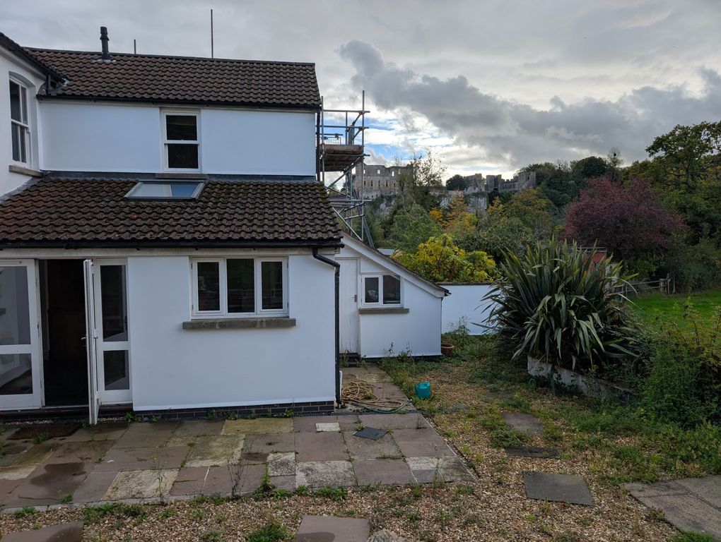 Property photo 2 of 8 Thumbnail_Pxl_20251021_140753186