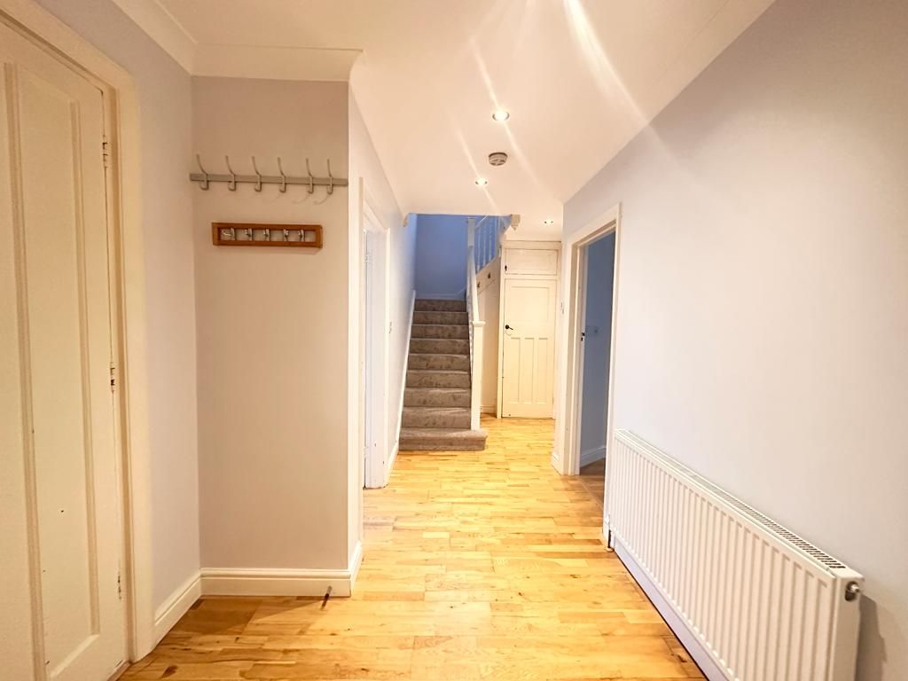 Property photo 3 of 20 Gallery