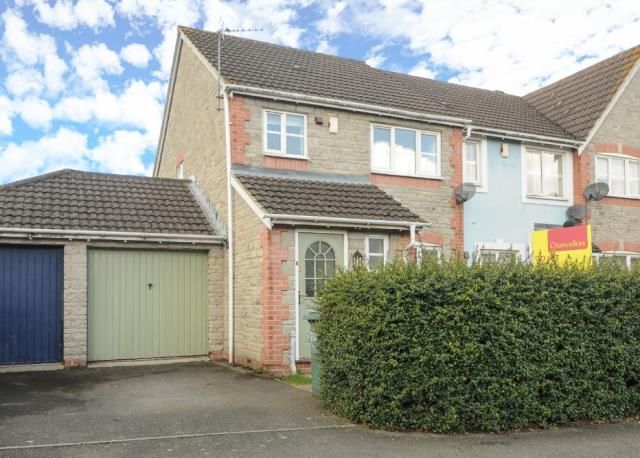 Property photo 1 of 8 External View