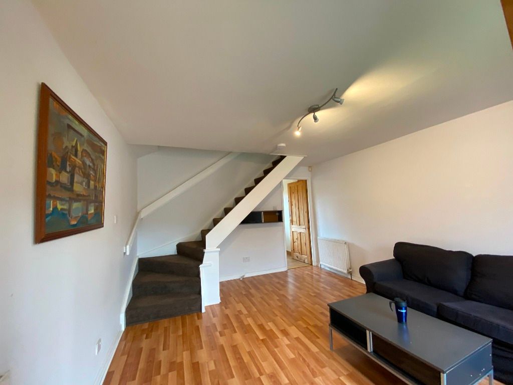 Property photo 3 of 11 Photo 3