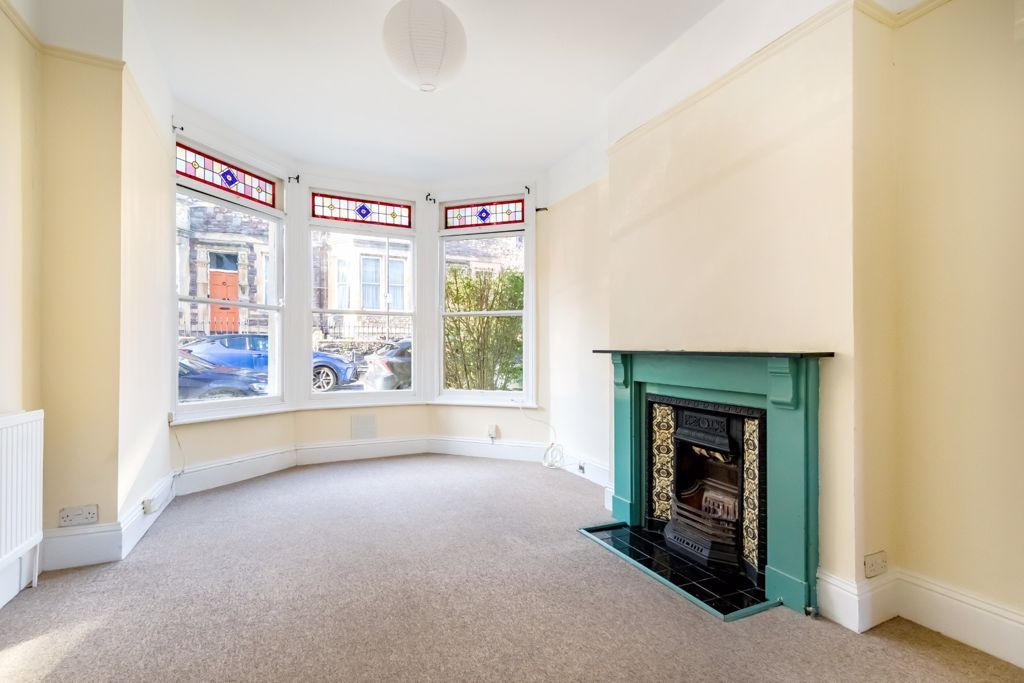 Property photo 2 of 14 Sitting Room