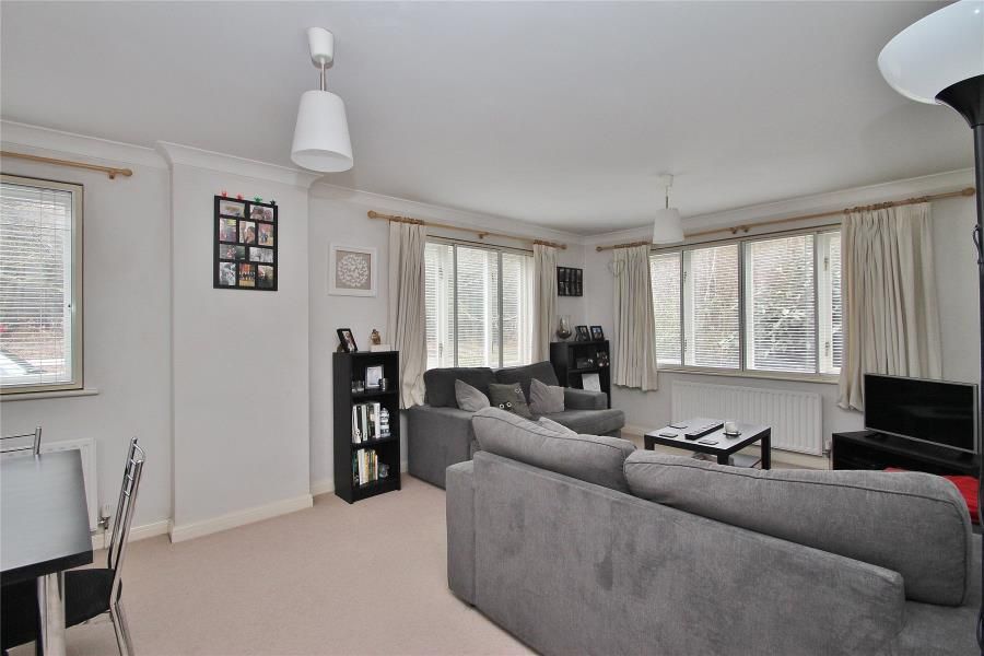 Property photo 3 of 9