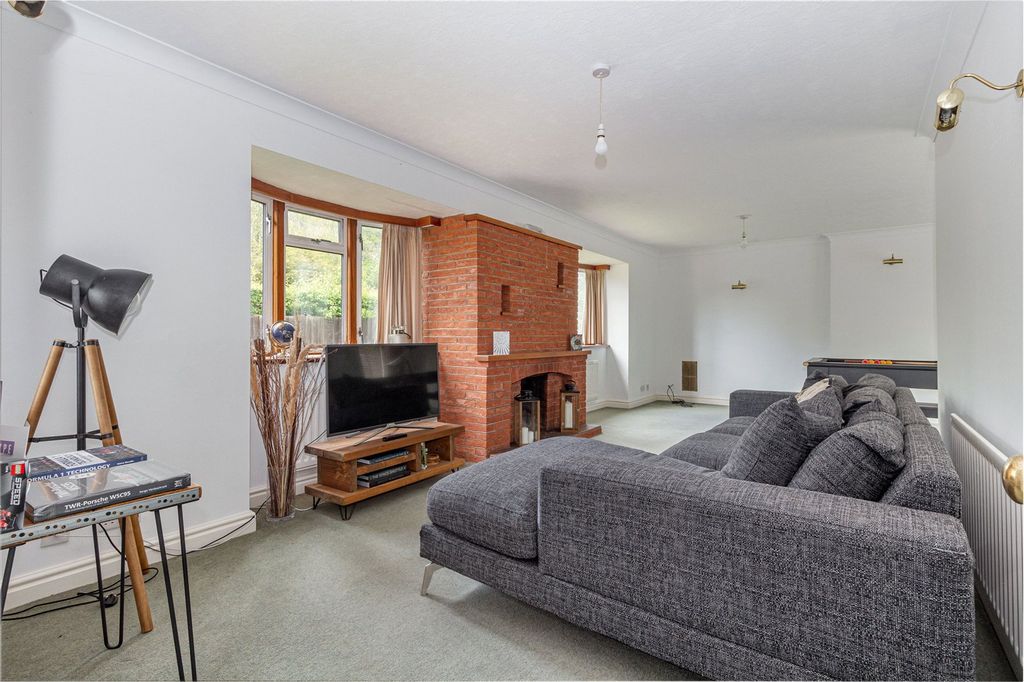 Property photo 2 of 23 Picture No. 22
