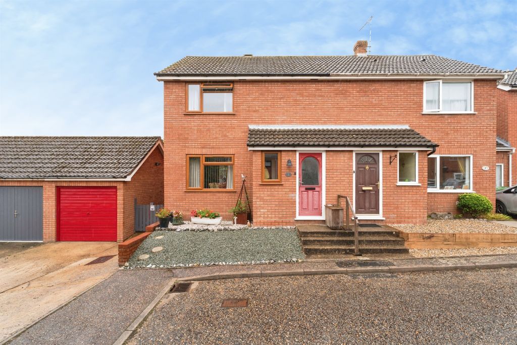 Property photo 1 of 30