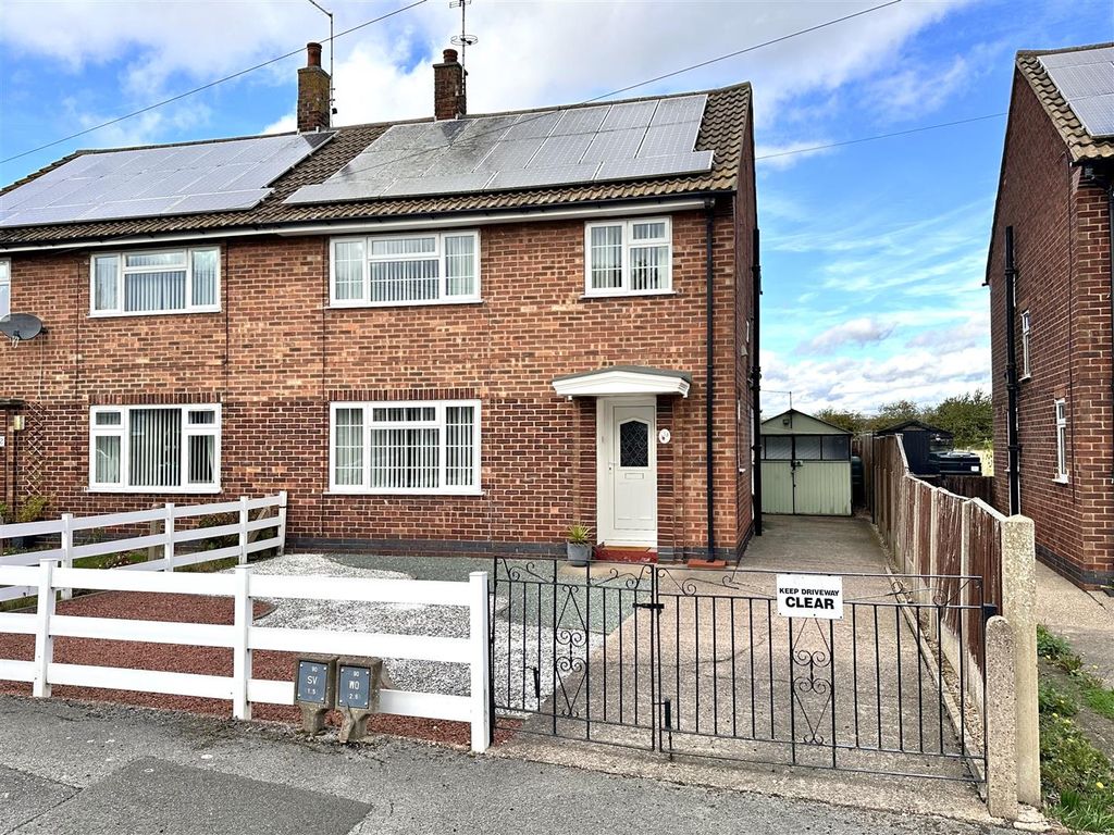 Property photo 1 of 17 Front Aspect 849