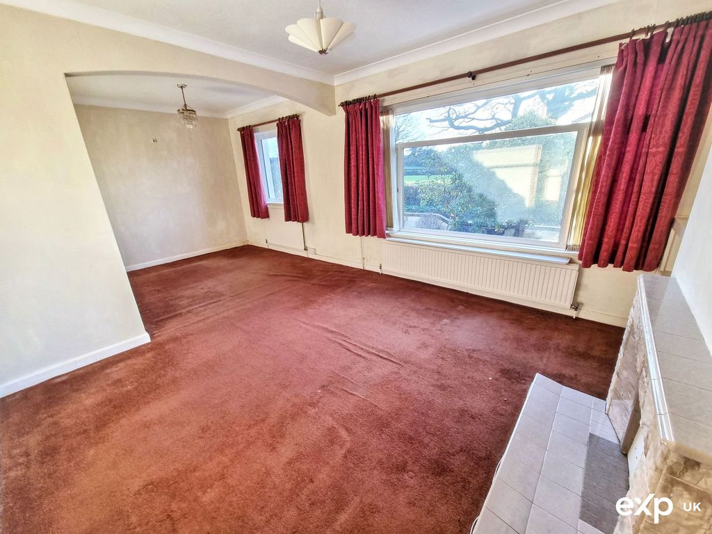 Property photo 3 of 22