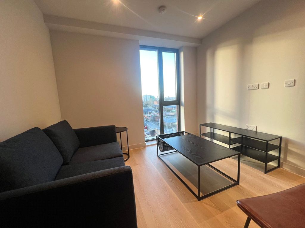 Property photo 3 of 8 Picture No. 17