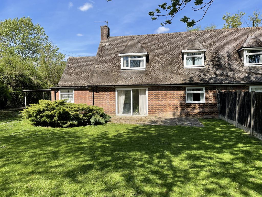 Property photo 3 of 12