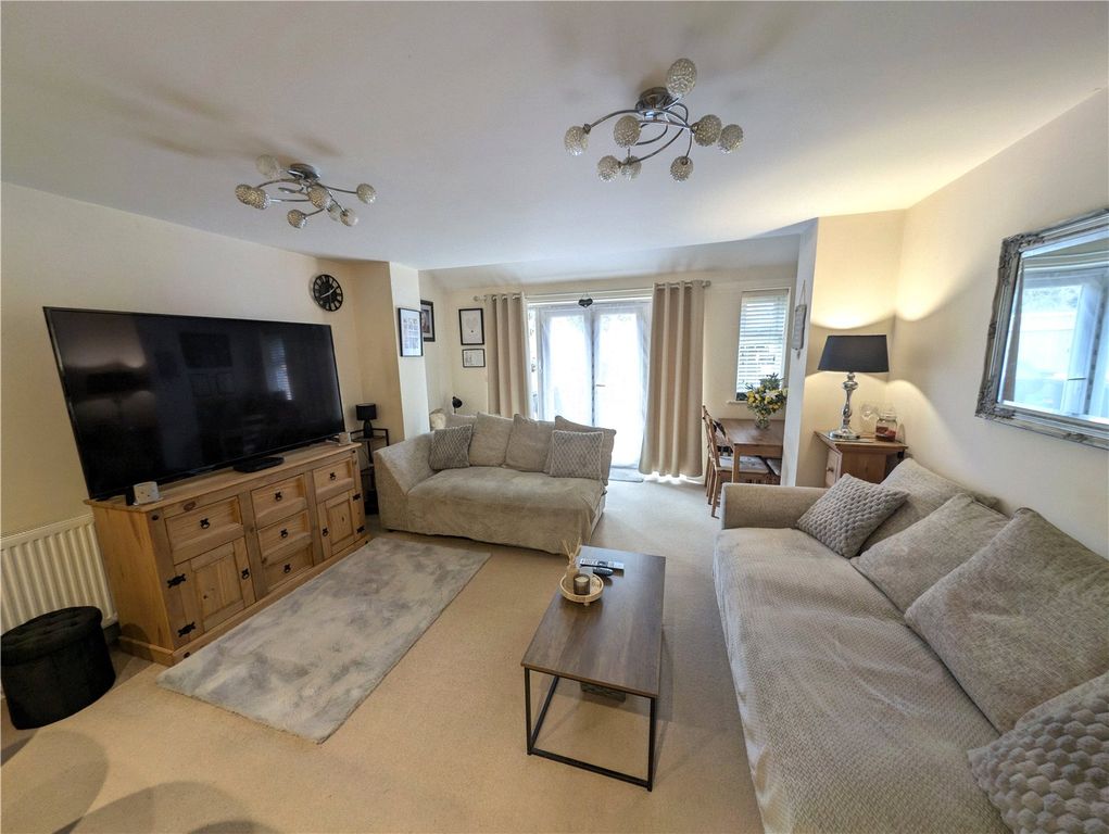 Property photo 2 of 13 Picture No. 25