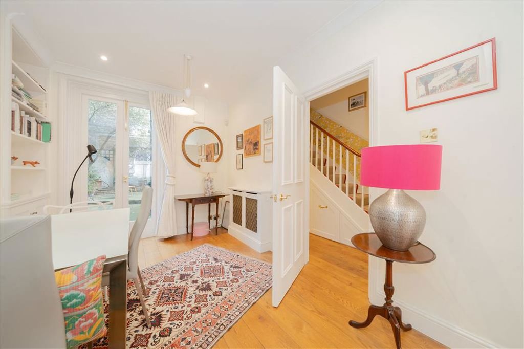 Property photo 2 of 6