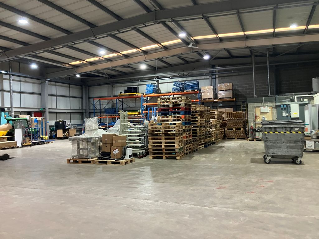 Property photo 3 of 4