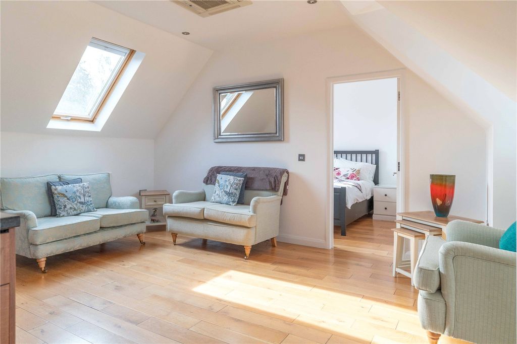 Additional image 27 of 5 bed detached house for saleHigh Road, Loughton, Essex IG10