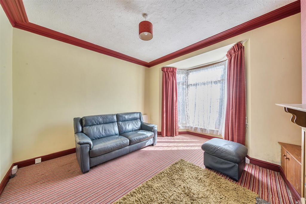 Property photo 3 of 25 1335287-12-68d3F759B5248.Jpg