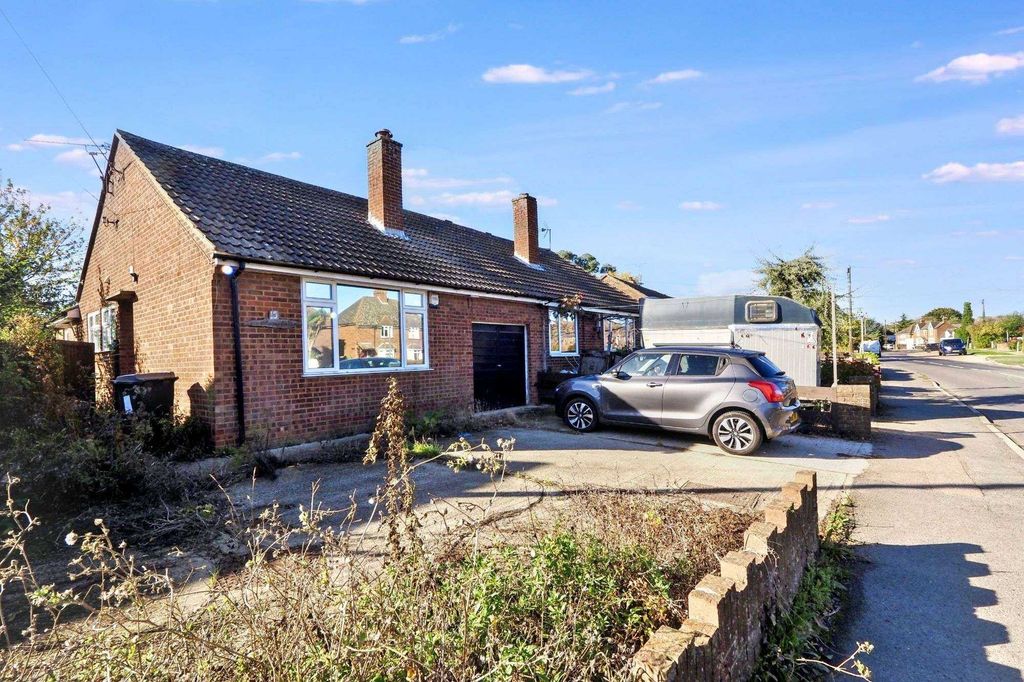 Property photo 1 of 15 15 Sweechgate, Broad Oak, Canterbury, Kent, Ct2 0Qy