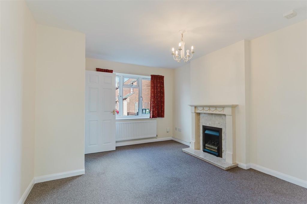 Property photo 2 of 14 33 Weilerwist Drive Interior Re Edited-07.Jpg