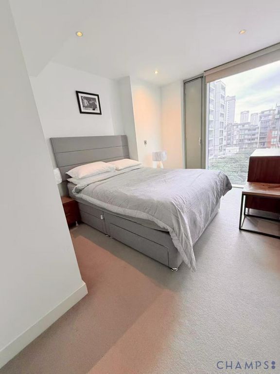 Property photo 1 of 6 1 Bed Flat To Rent Landmark Tower West, London E14