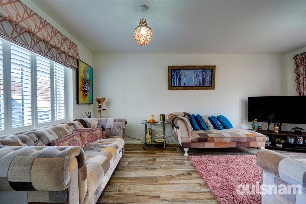 Property photo 2 of 22 Picture No. 28